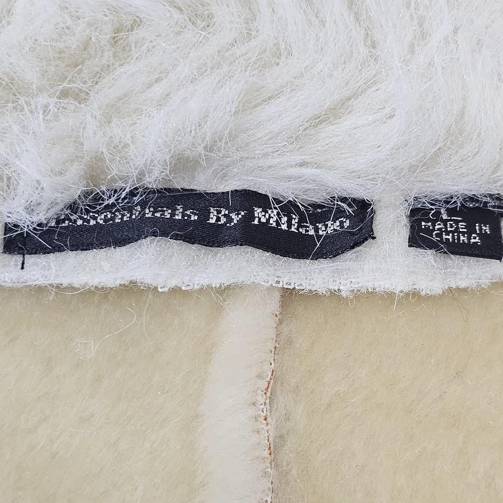 Essentials by Milano Ivory Faux Fur Vest - Picture 7 of 13